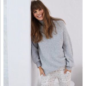 AERIE BOUCLE OVERSIZED SWEATER