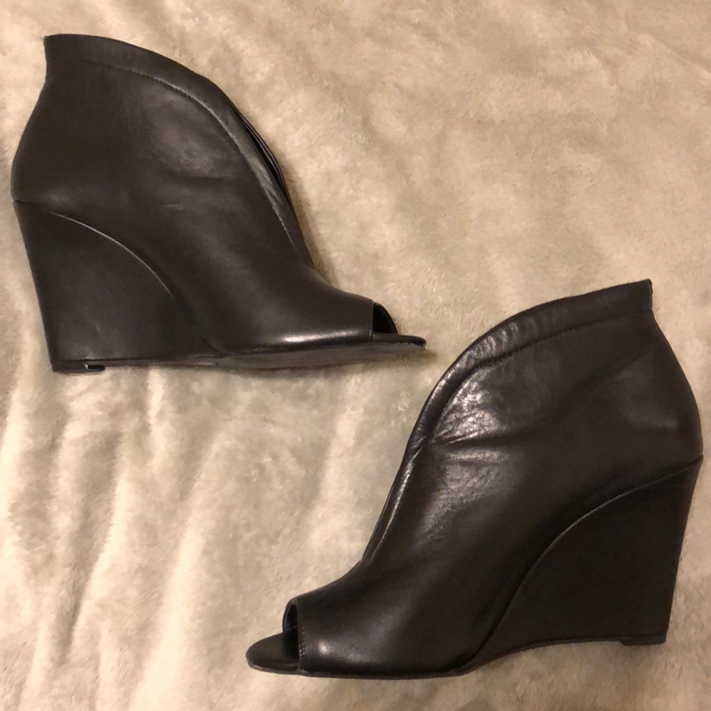Jessica Simpson Black Leather Booties