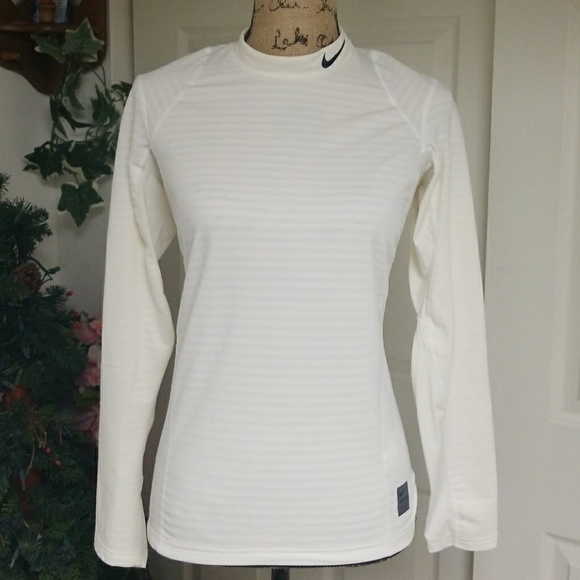 Nike Tops - Nike Pro Top