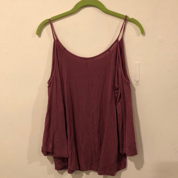 Cold shoulder lace-up top - Picture 2 of 3