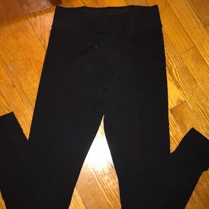 Leggings with elastic band at the top