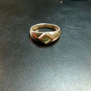 Sterling Silver Peridot Ring SZ 7.5