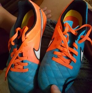 Nike kids soccer cleats