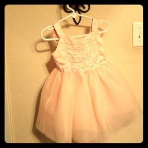 Girl's dress