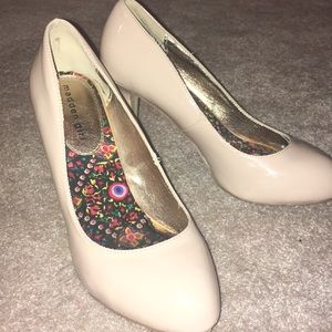 Madden Girl Nude Pumps