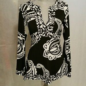 White | Black Bell Sleeve Blouse