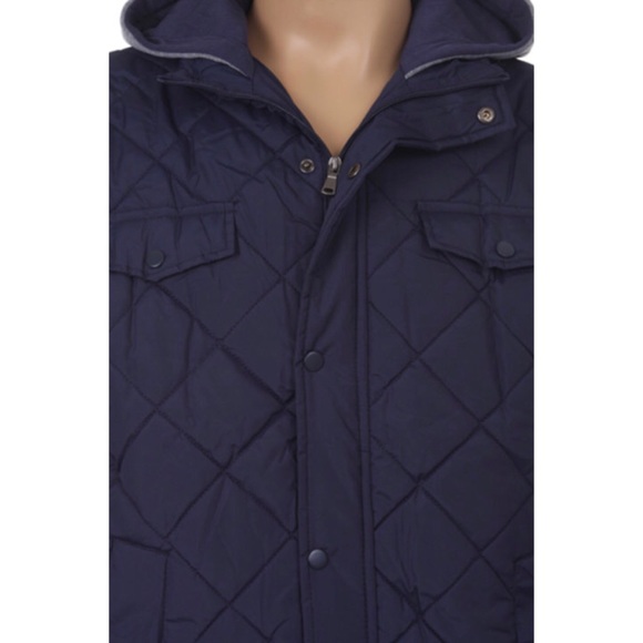 Quilted water proof Jacket - Picture 3 of 3