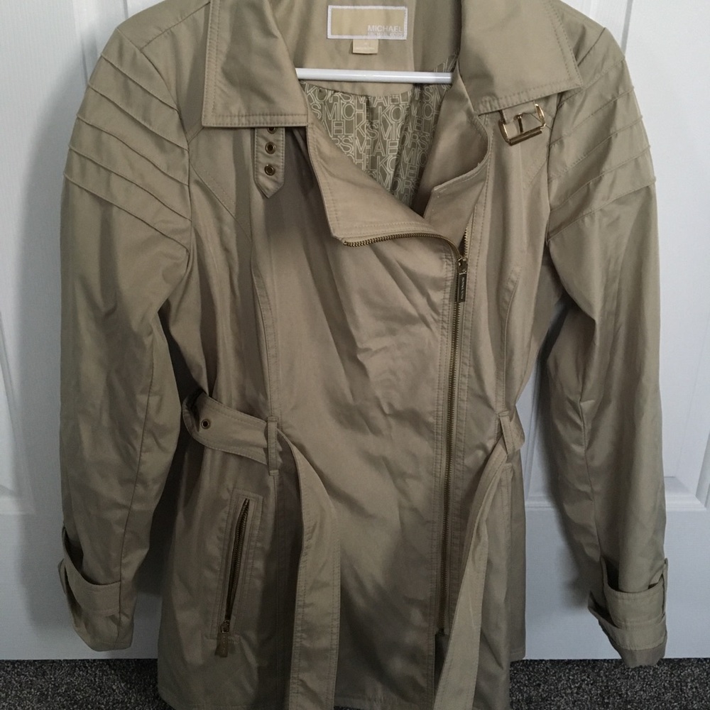 Jacket - Picture 3 of 4