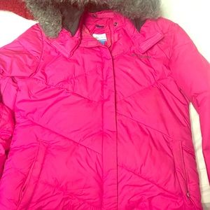 Super warm and comfy Columbia jacket!
