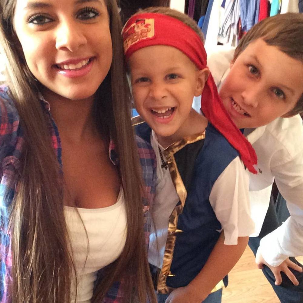 Meet your Posher, Celeste