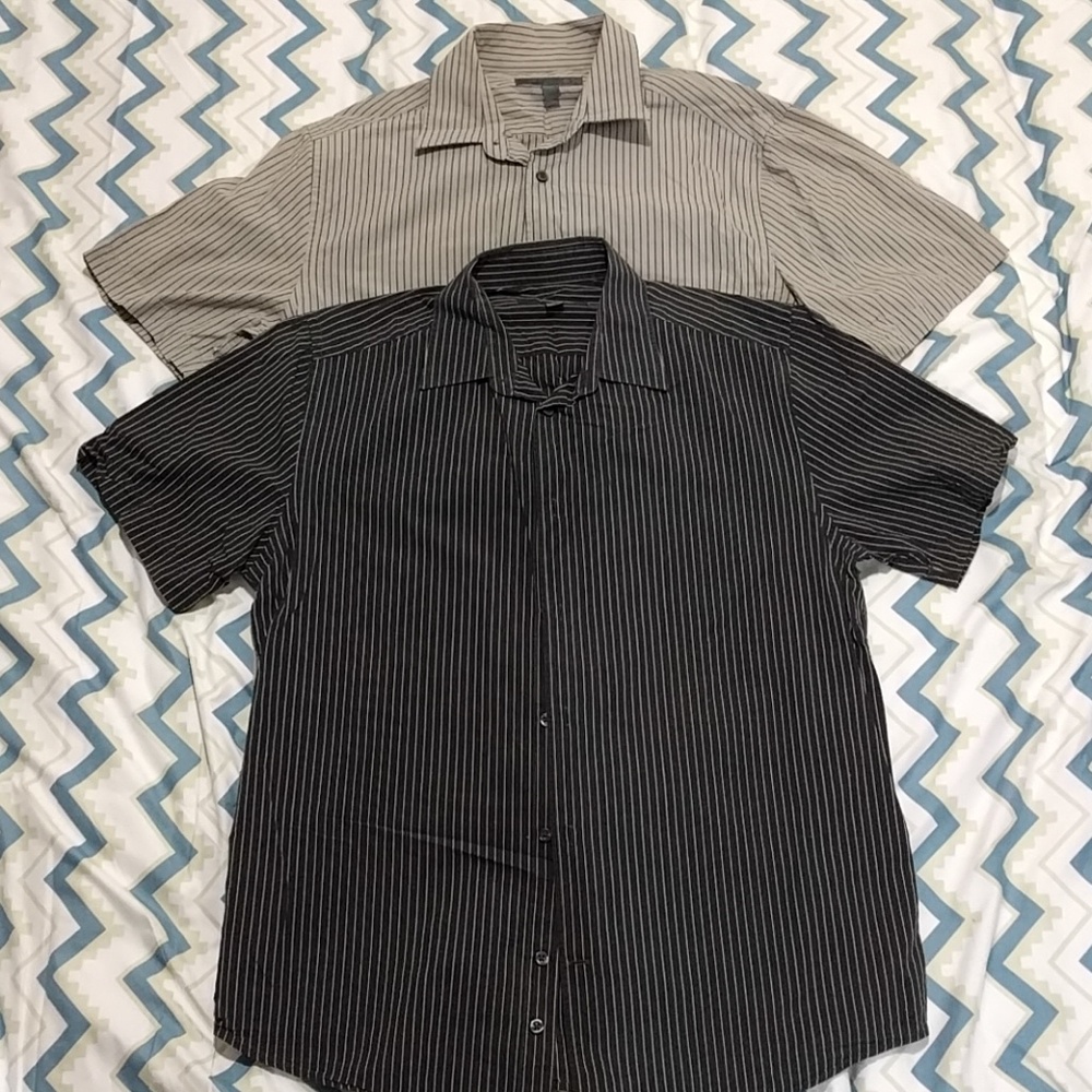Bundle of 2 Men Shirt Old Navy L Black and Gray