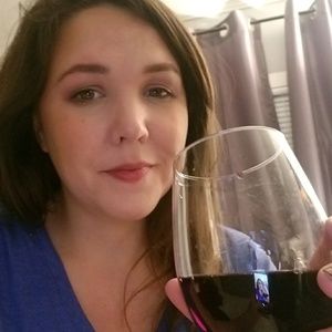 Meet your Posher, Carrie