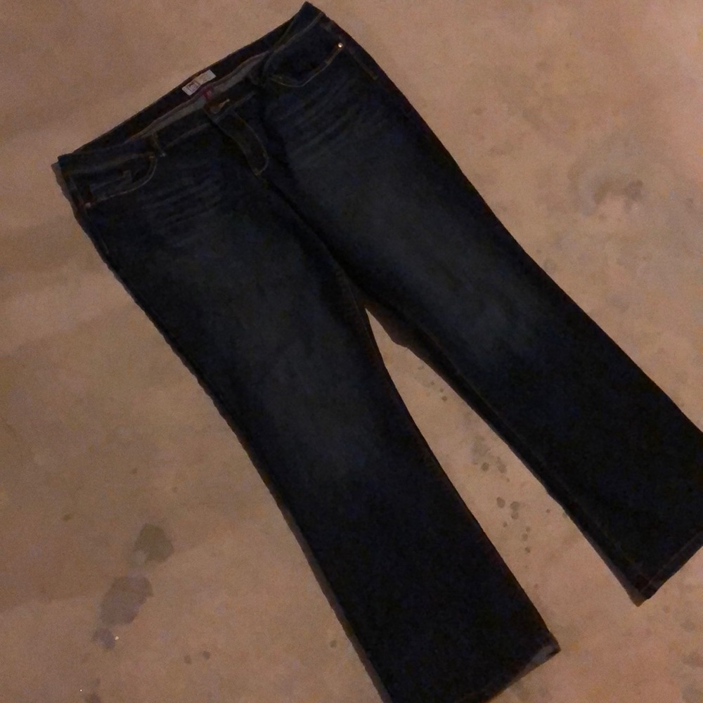 Lei boot cut jeans