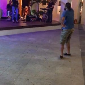 Meet your Posher, Gabriel