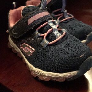 Toddler sneakers