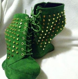 Heelless heels 👠