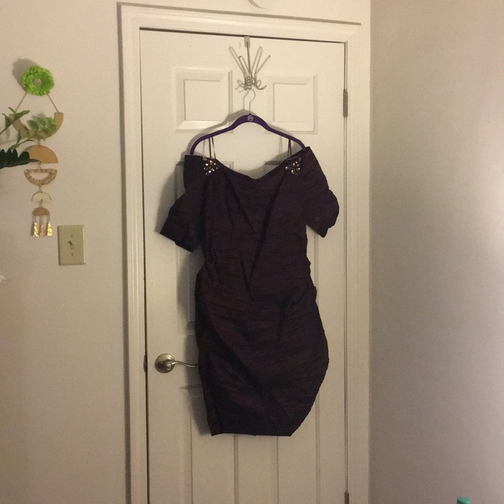 Elegant off-the-shoulder party dress