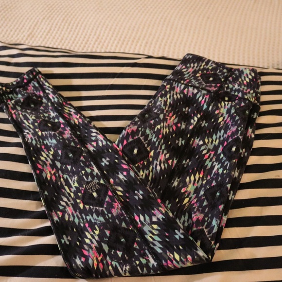 VS SPORT LEGGING - Picture 1 of 3