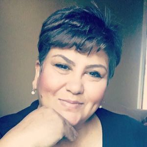 Meet your Posher, Criselda