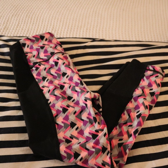 Victoria Secret Sport Leggings - Picture 1 of 3