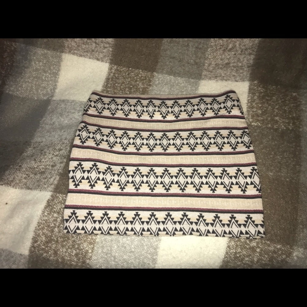 Pacsun Tribal skirt