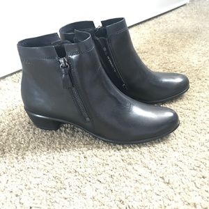 Ecco leather boots