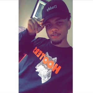 Meet your Posher, Malik