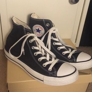 Black converse high tops