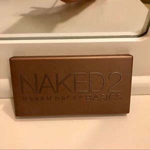 URBAN DECAY EYESHADOW PALETTE