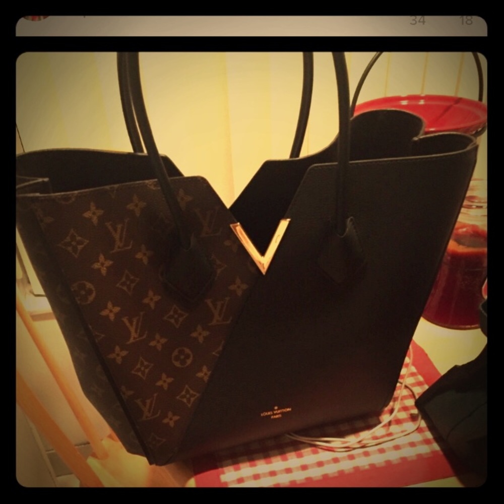 Kimono noir . Real authentic