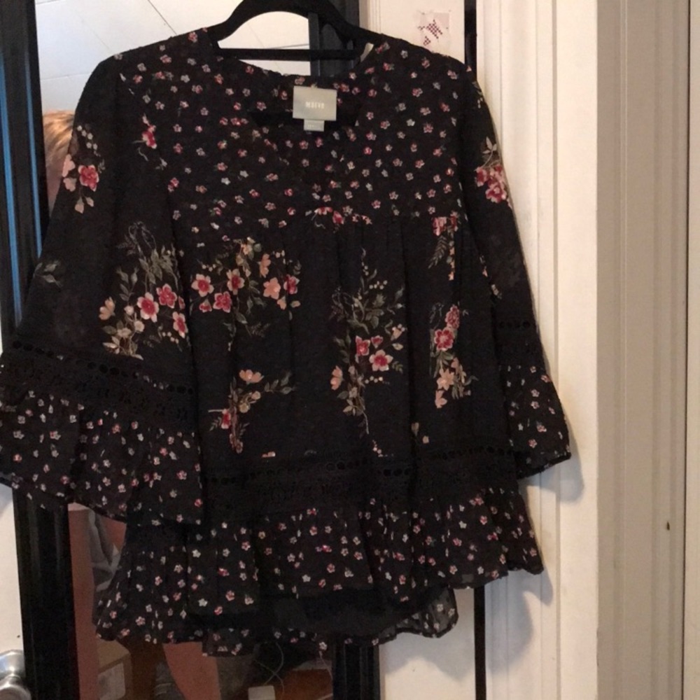 New Anthropologie floral blouse
