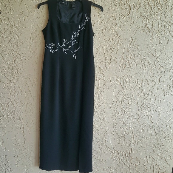 Liz Claiborne Sz8 Long black dress rose embroidery - Picture 1 of 4