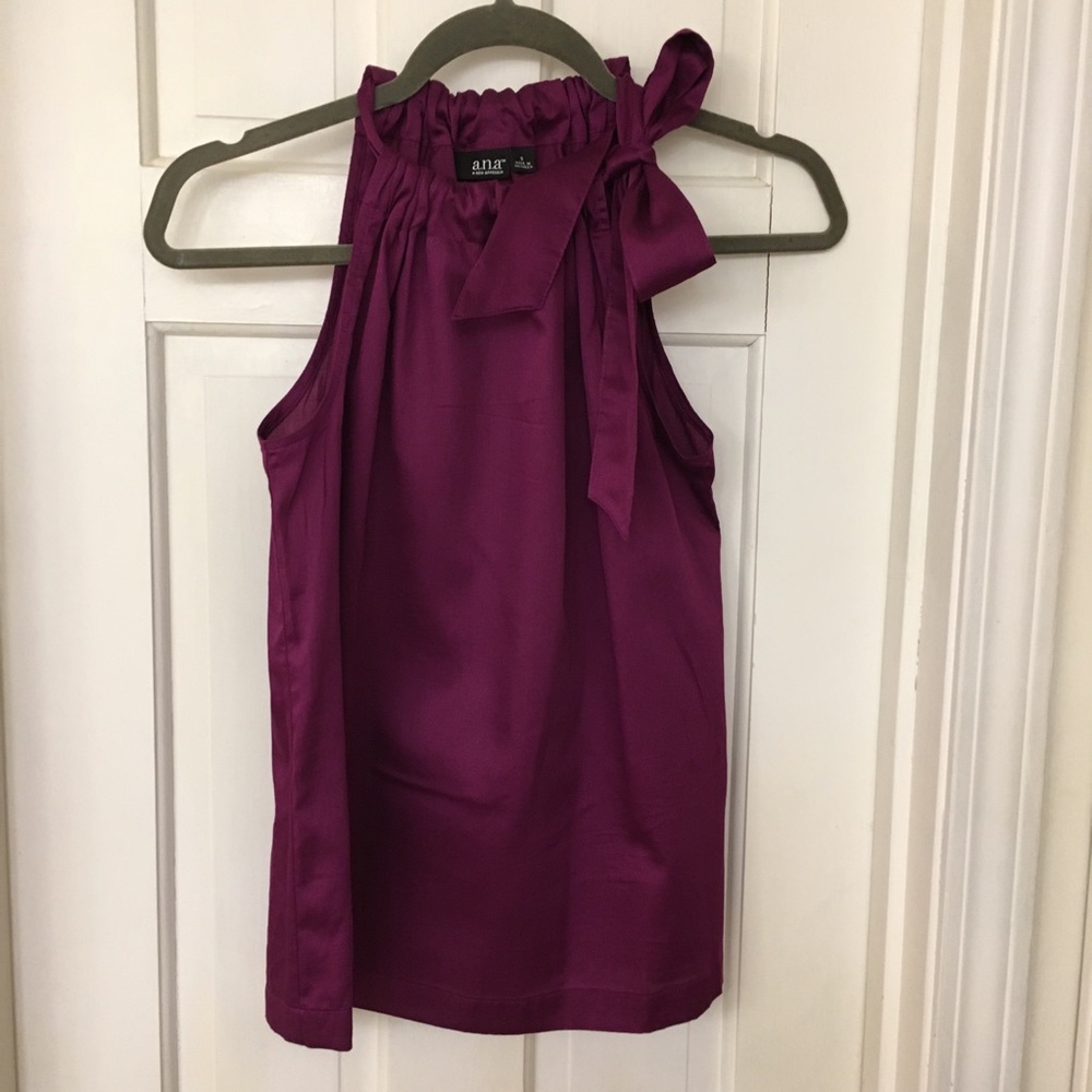 Cute eggplant sleeveless top