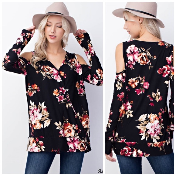 Last one!! Soft Surplice Cold Shoulder Tunic 🌺 - Picture 5 of 6