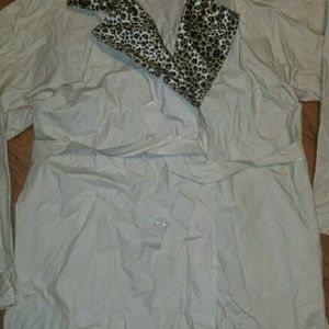 Sz 2X Creme Leopard Belted Raincoat