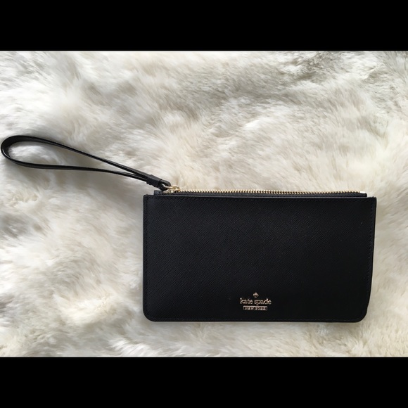 New Kate spade wristlet - Picture 1 of 4