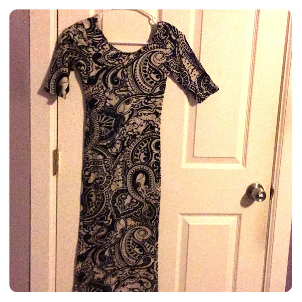 Long casual dress