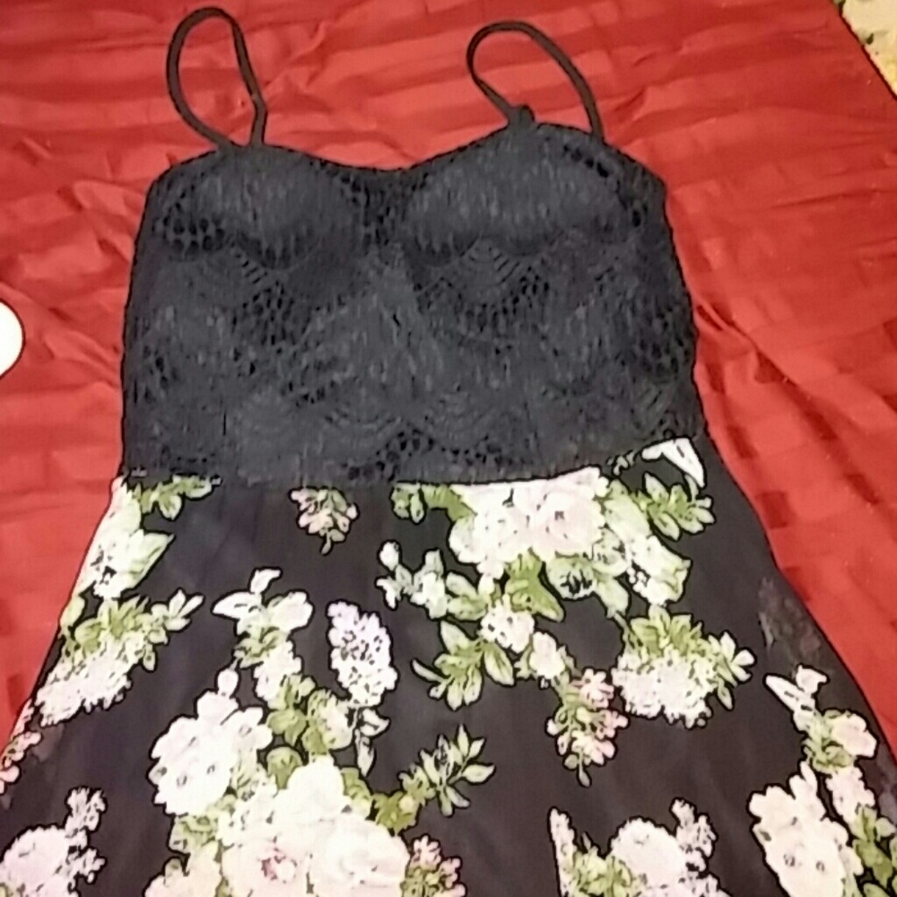 Floral print and black sun dress
