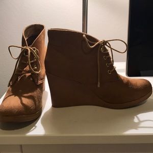 Target Wedge Booties