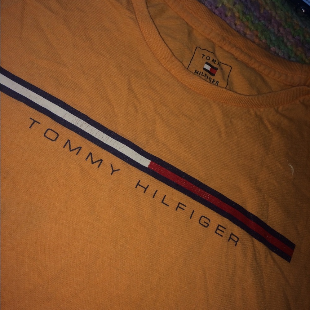 TOMMY HILFIGER TEE 🙂