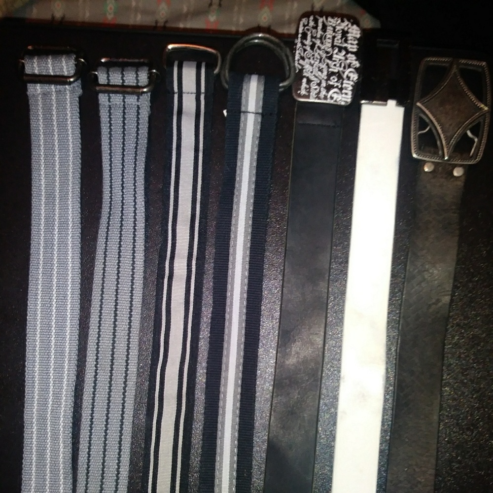 7 MENS Belts 