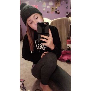 Meet your Posher, Jenah