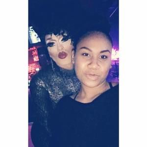 Meet your Posher, Brenda