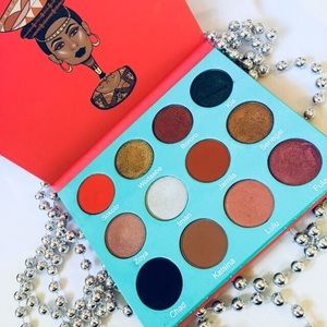 Sold! Juvias Place Saharan Eyeshadow palette