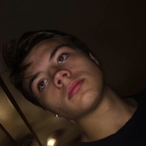 Meet your Posher, Zackary