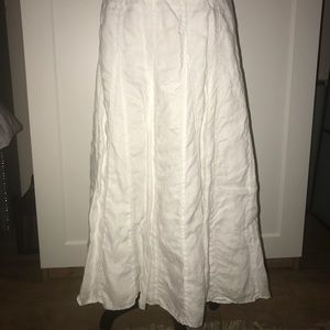 Fully lined 100% Linen white skirt size 12