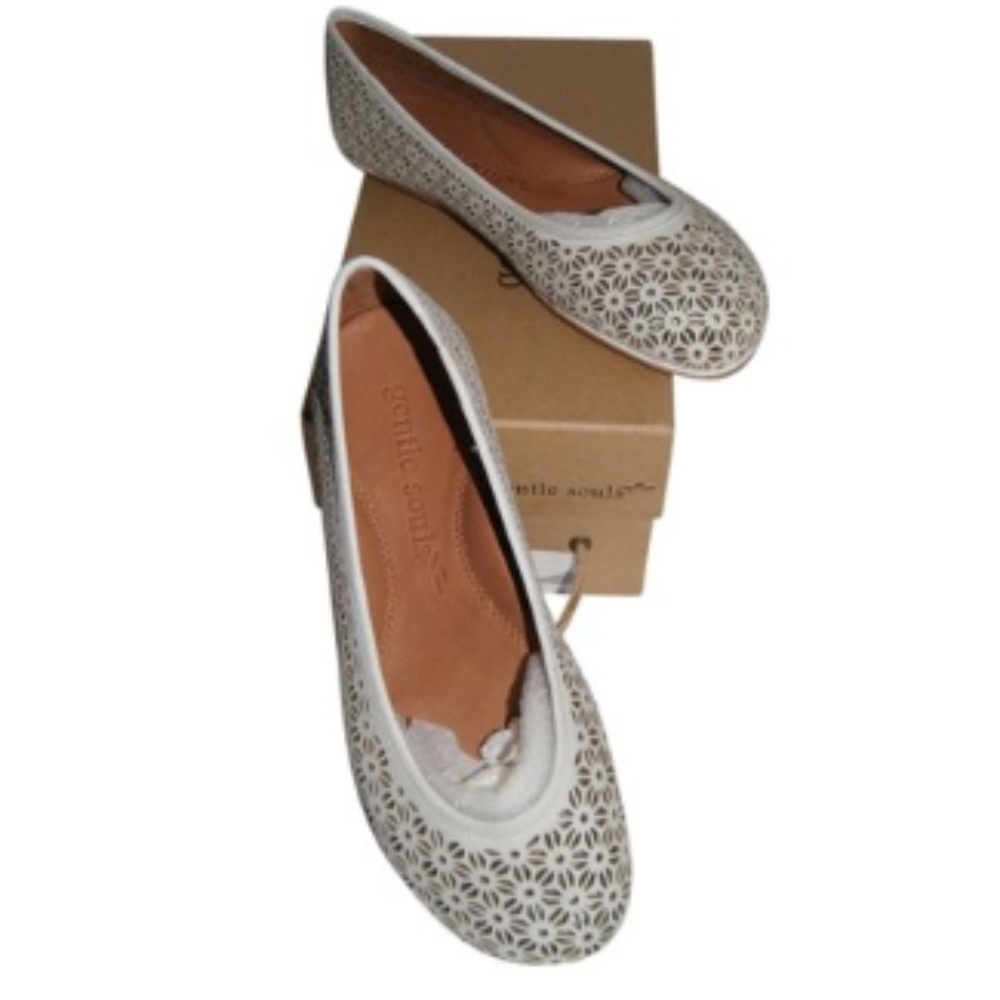 Gentle Souls  White 'gigi Le' Leather Ballet Flats