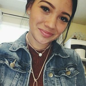 Meet your Posher, Angelica