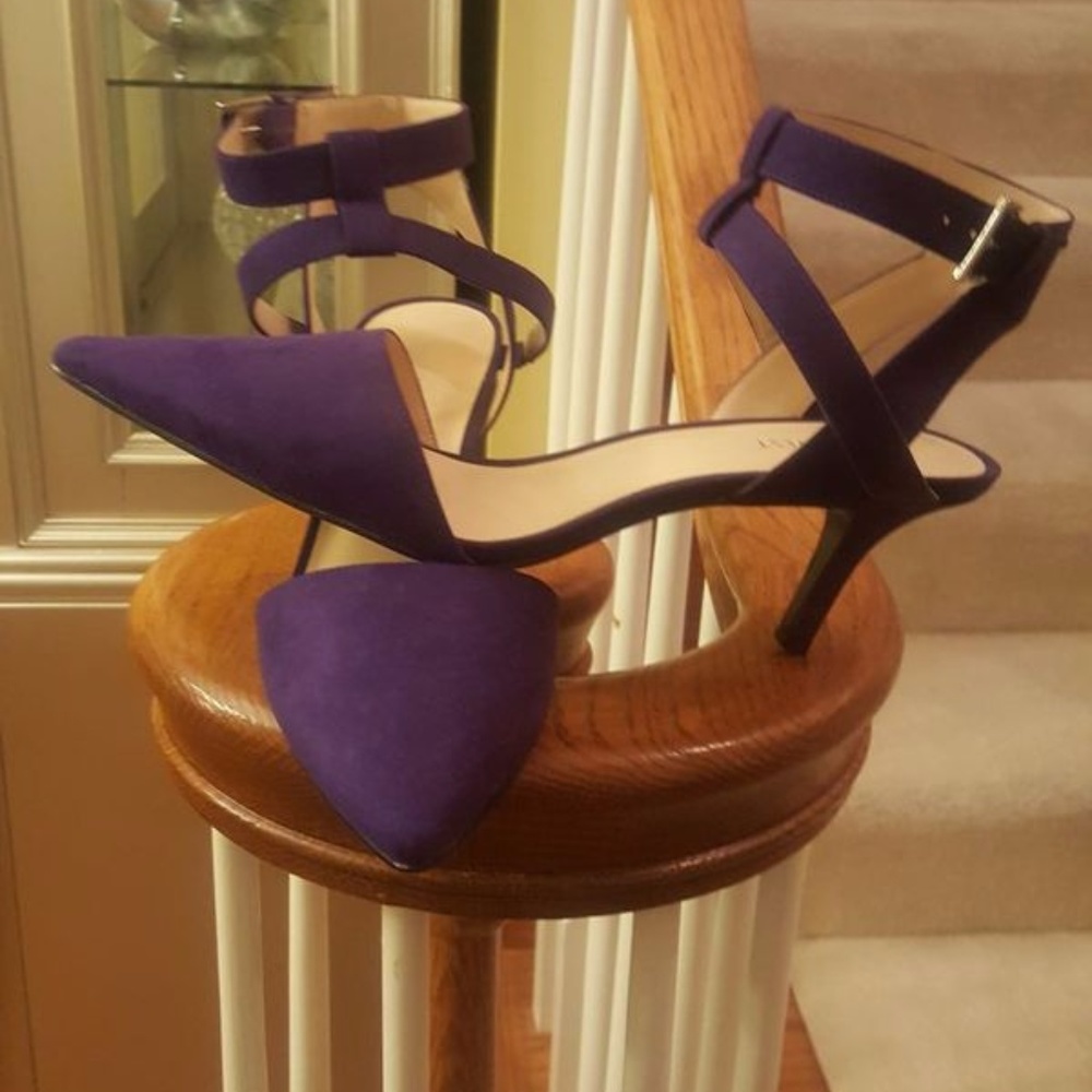 NINE WEST PURPLE SUEDE SLINGBACK PUMPS