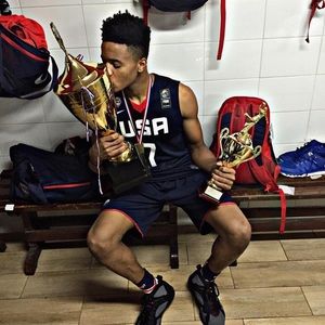 Meet your Posher, Just